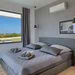 וילה Why Not Istria?